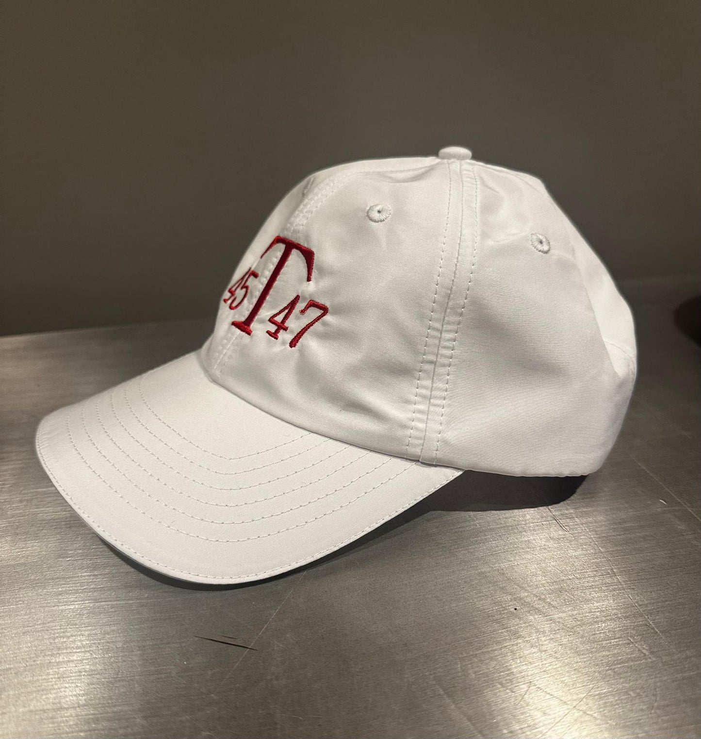 45 T 47 "Bright White" Hat